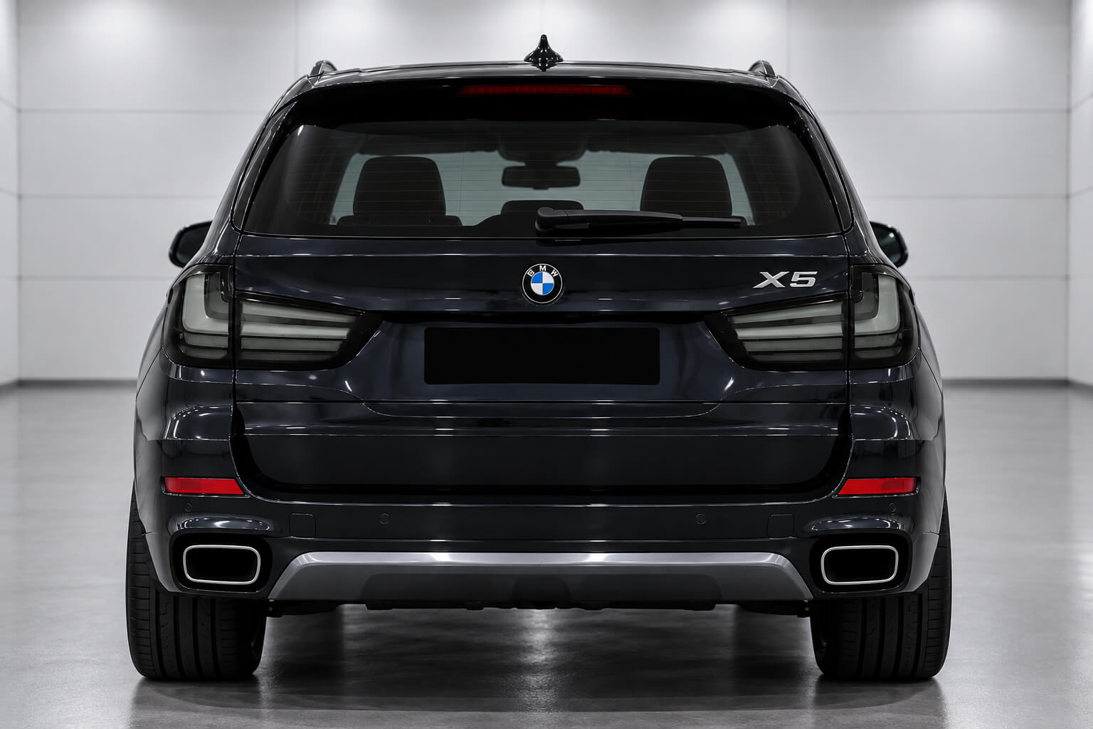BMW X5 F15 LCI Style LED Tail Lights, Smoked (2014–2018) – Motokrafta - Image 2