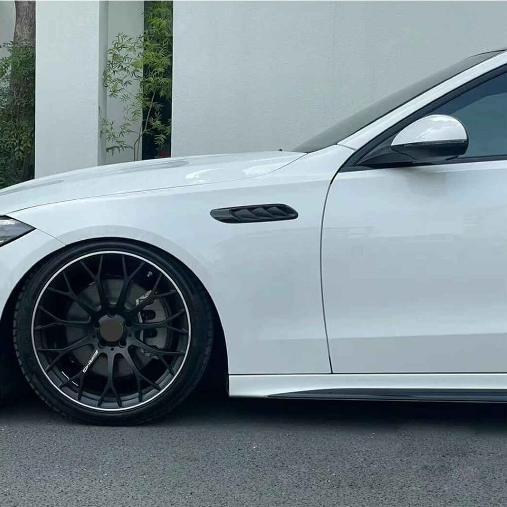 Motokrafta AMG C63 Style Side Skirt Splitter Running Board Upgrade – Compatible with Mercedes-Benz C-Class W206 (2022–2025) | AMG Side Skirt Conversion - Image 2